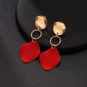Retro Modernist Geometric Red Enamel Gold Metal Wavy Dangle Earrings